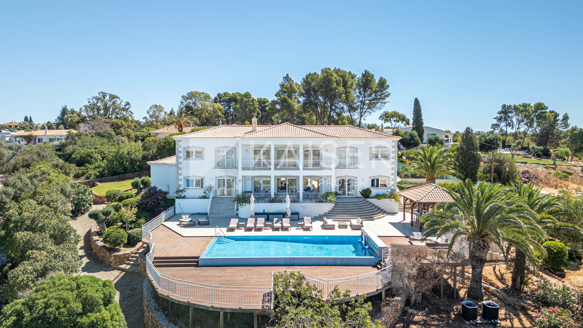 6-bedroom villa with unbelievable sea and country views